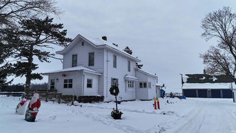 Photo of 5601 N 550 E, Twelve Mile, IN 46988 (MLS # 202548240)