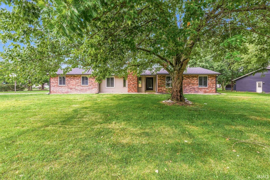 Photo of 3006 Marshwood Road, Goshen, IN 46528 (MLS # 202632581)