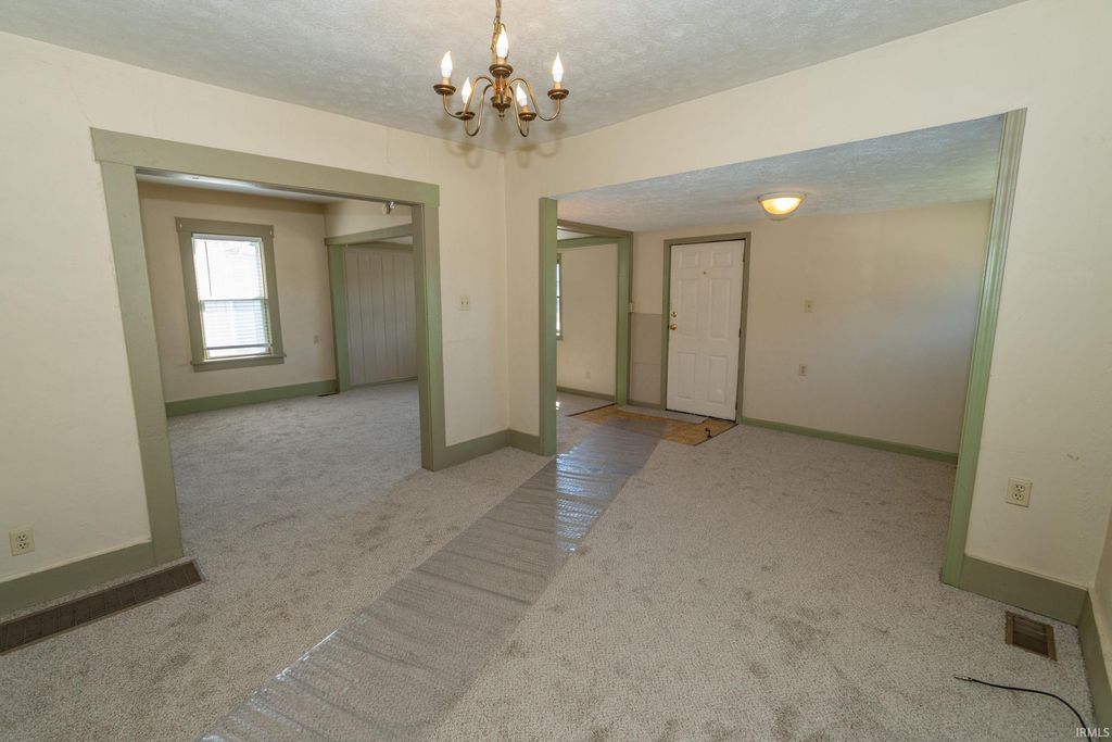 Photo of 1012 W 8th Street, Mishawaka, IN 46544 (MLS # 202613291)