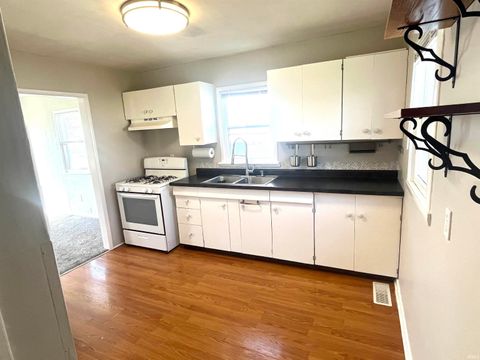 Tiny photo for 1226 N Burk Street, Kokomo, IN 46901 (MLS # 202609728)