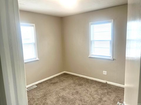 Tiny photo for 1226 N Burk Street, Kokomo, IN 46901 (MLS # 202609728)