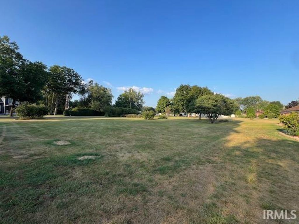 Photo of 11896 Vistula Road, Osceola, IN 46561 (MLS # 202609730)