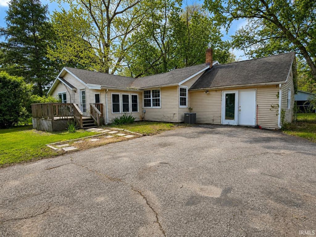Photo of 932 E 860 S, Hamlet, IN 46532 (MLS # 202619436)