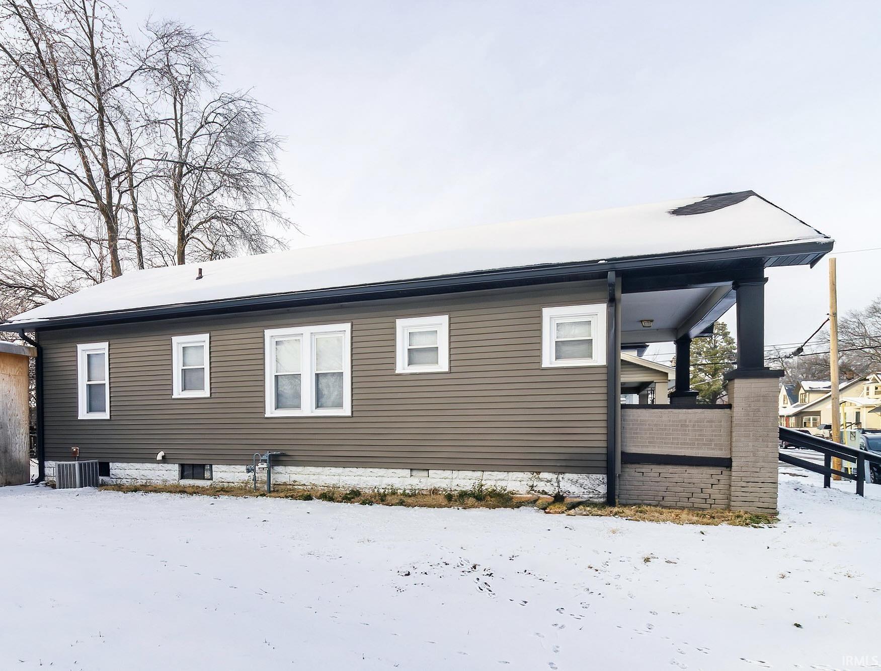 Evansville, Indiana 47713, United States, 2 Bedrooms Bedrooms, ,1 BathroomBathrooms,Residential,Pending,19481