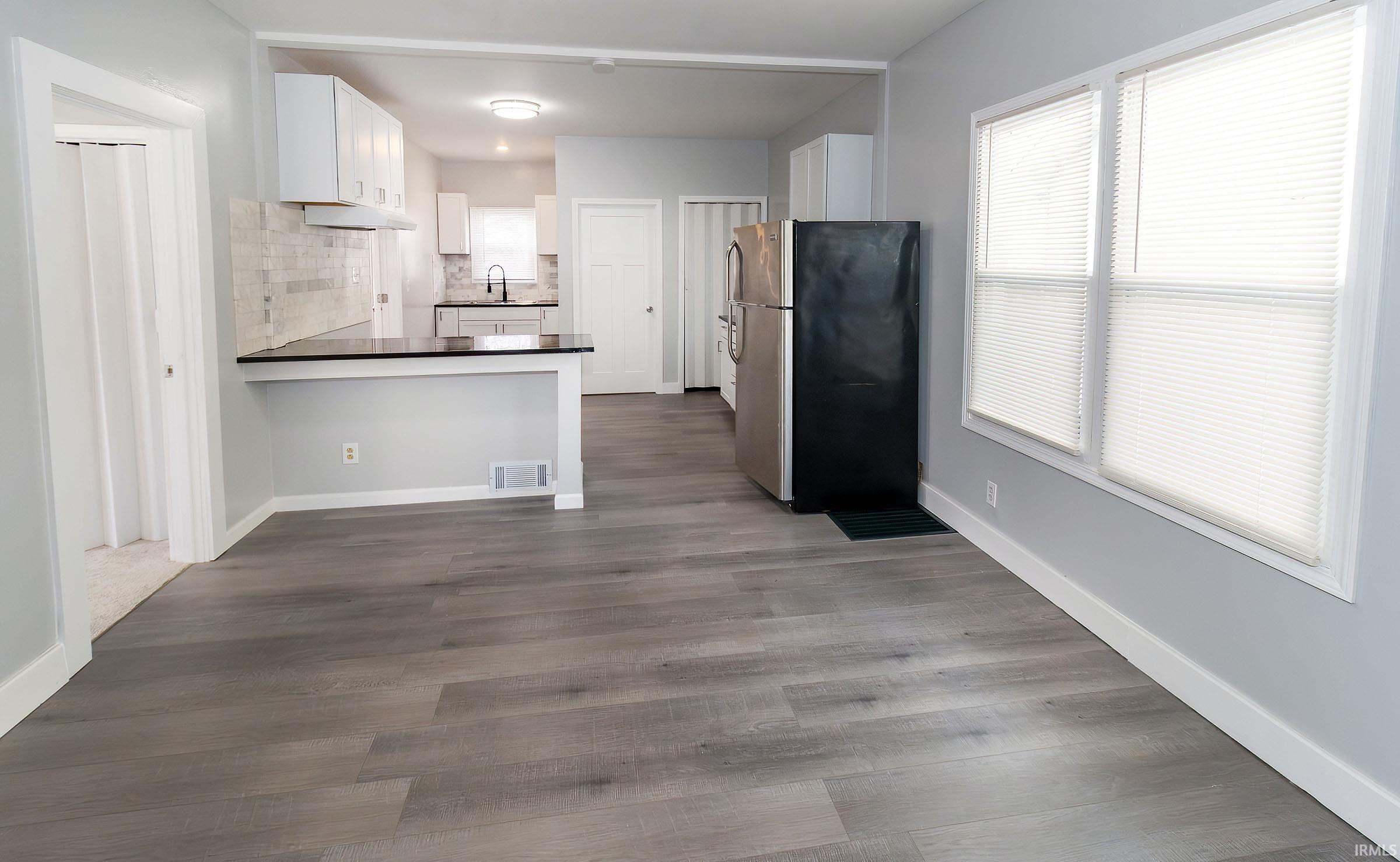 Evansville, Indiana 47713, United States, 2 Bedrooms Bedrooms, ,1 BathroomBathrooms,Residential,Pending,19481