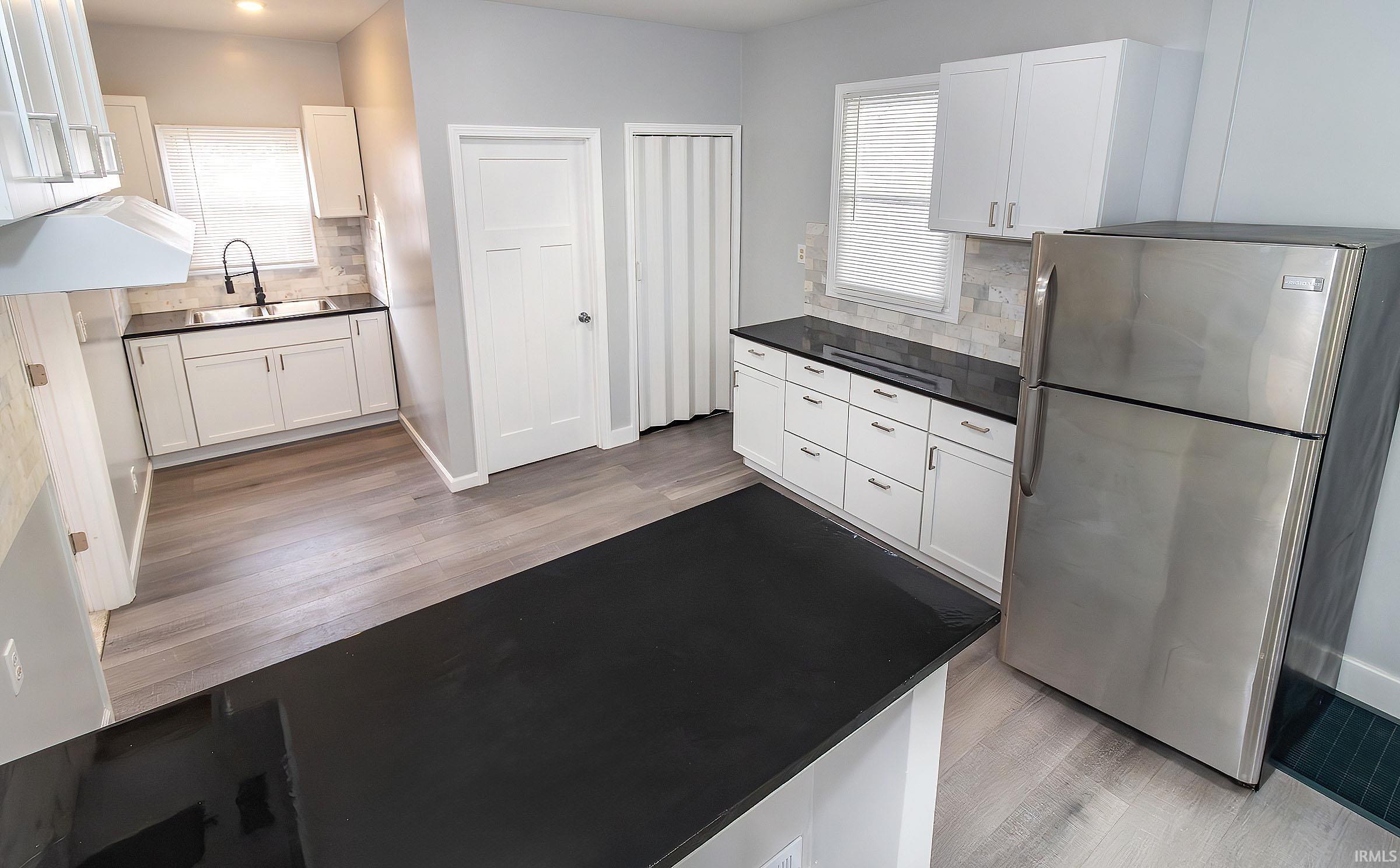 Evansville, Indiana 47713, United States, 2 Bedrooms Bedrooms, ,1 BathroomBathrooms,Residential,Pending,19481