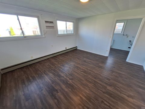 Tiny photo for 2906 N Waugh Street, Kokomo, IN 46901 (MLS # 202612628)