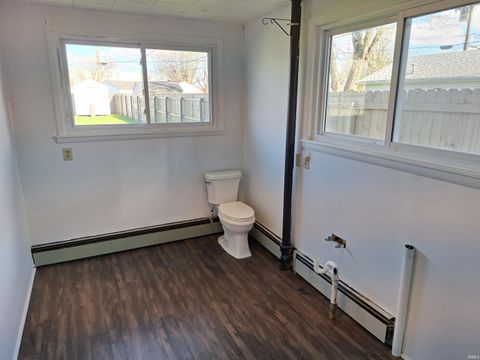 Tiny photo for 2906 N Waugh Street, Kokomo, IN 46901 (MLS # 202612628)