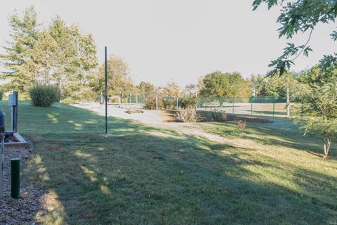Tiny photo for 15220 Old State Road, Evansville, IN 47725 (MLS # 202643616)