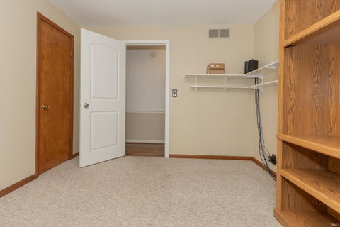 Tiny photo for 15220 Old State Road, Evansville, IN 47725 (MLS # 202643616)