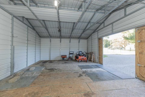 Tiny photo for 15220 Old State Road, Evansville, IN 47725 (MLS # 202643616)
