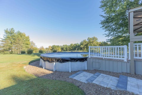 Tiny photo for 15220 Old State Road, Evansville, IN 47725 (MLS # 202643616)