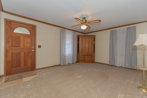 Tiny photo for 15220 Old State Road, Evansville, IN 47725 (MLS # 202643616)