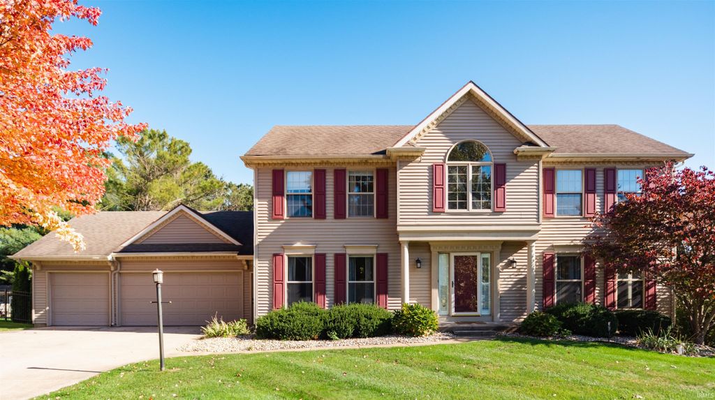 Photo of 52124 N Lakeshore Drive, Granger, IN 46530 (MLS # 202544511)