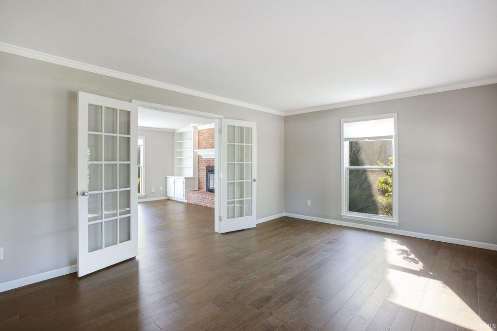 Photo of 52124 N Lakeshore Drive, Granger, IN 46530 (MLS # 202544511)