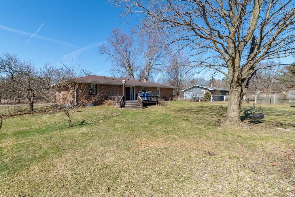 Photo of 53788 CR 1 Road, Elkhart, IN 46514 (MLS # 202606779)