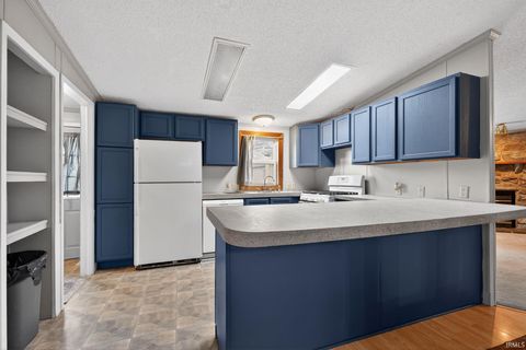 Tiny photo for 8716 Stockwell Road, Lafayette, IN 47909 (MLS # 202613125)