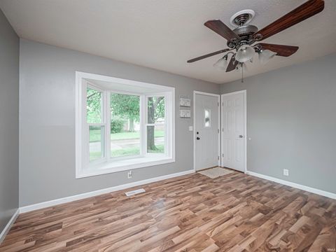 Tiny photo for 922 Forest Glen Drive, Evansville, IN 47712 (MLS # 202536113)