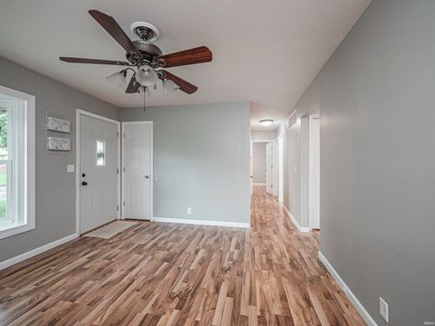 Tiny photo for 922 Forest Glen Drive, Evansville, IN 47712 (MLS # 202536113)