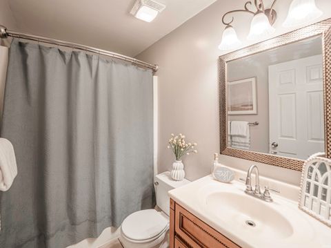 Tiny photo for 922 Forest Glen Drive, Evansville, IN 47712 (MLS # 202536113)