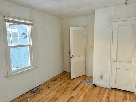 Tiny photo for 2405 E 3rd Street, Anderson, IN 46012 (MLS # 202548611)