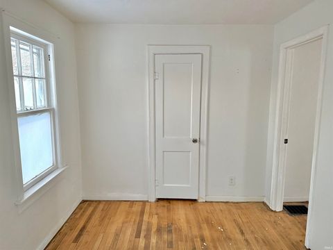 Tiny photo for 2405 E 3rd Street, Anderson, IN 46012 (MLS # 202548611)