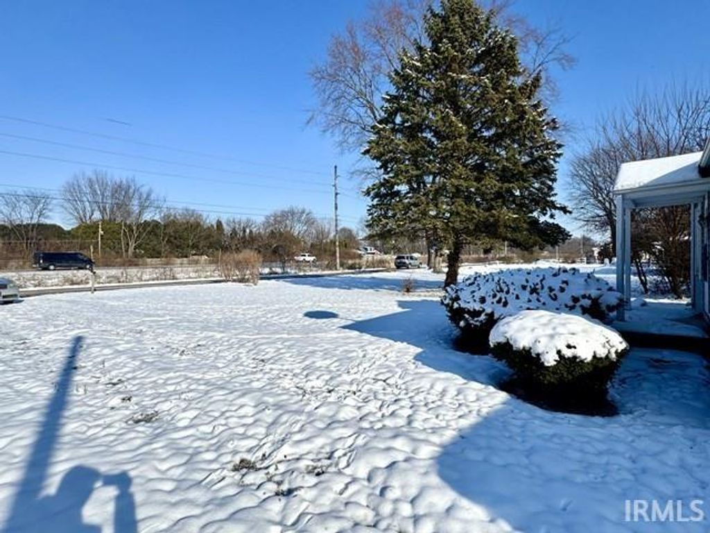 Photo of 2405 E 3Rd Street, Anderson, IN 46012 (MLS # 202548611)