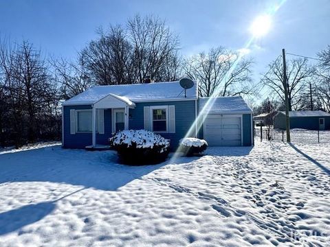 Tiny photo for 2405 E 3rd Street, Anderson, IN 46012 (MLS # 202548611)