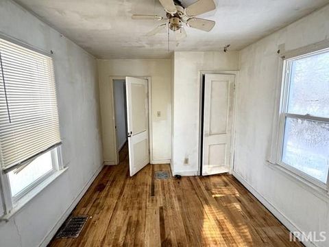 Tiny photo for 2405 E 3rd Street, Anderson, IN 46012 (MLS # 202548611)