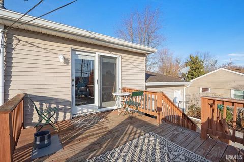 Tiny photo for 2000 TAM-O-SHANTER Lane, Kokomo, IN 46902 (MLS # 202547236)