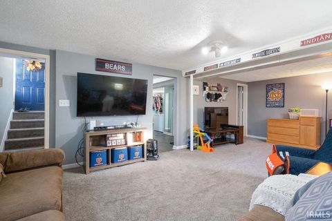 Tiny photo for 2000 TAM-O-SHANTER Lane, Kokomo, IN 46902 (MLS # 202547236)