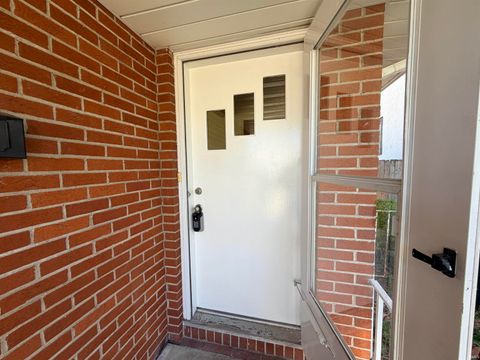 Tiny photo for 721 W Oakdale Drive, Fort Wayne, IN 46807 (MLS # 202612067)