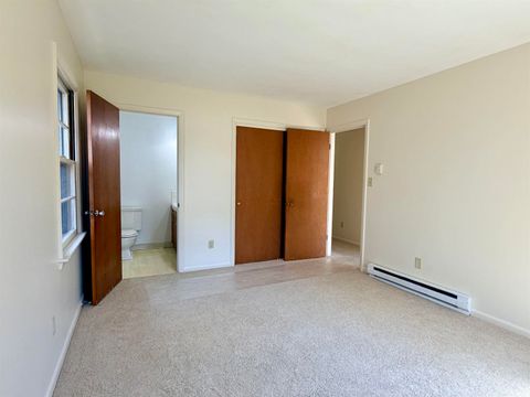 Tiny photo for 721 W Oakdale Drive, Fort Wayne, IN 46807 (MLS # 202612067)