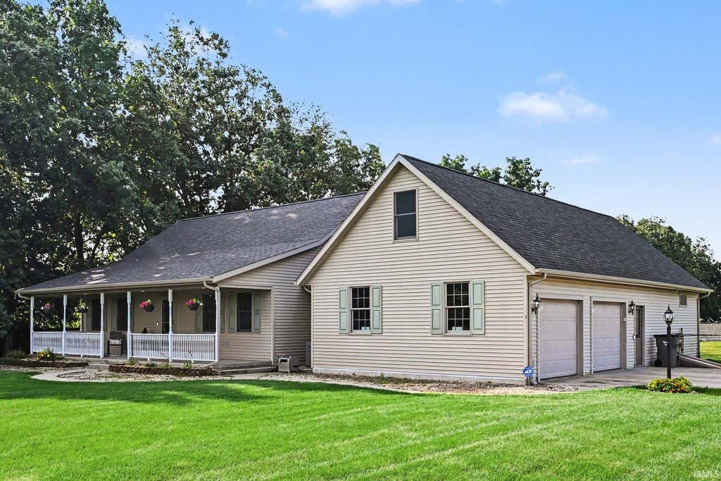 Photo of 58030 Prairie Ridge Road, Goshen, IN 46350 (MLS # 202629878)