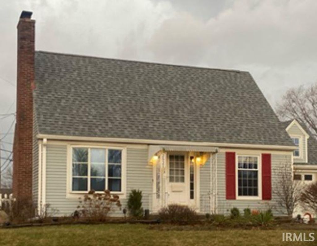 Photo of 2521 Bolton Drive, Fort Wayne, IN 46805 (MLS # 202607445)