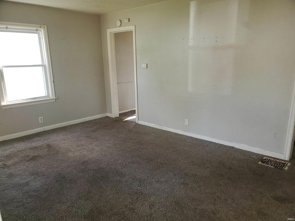 Photo of 1609 N Brookfield Street, South Bend, IN 46628 (MLS # 202614630)