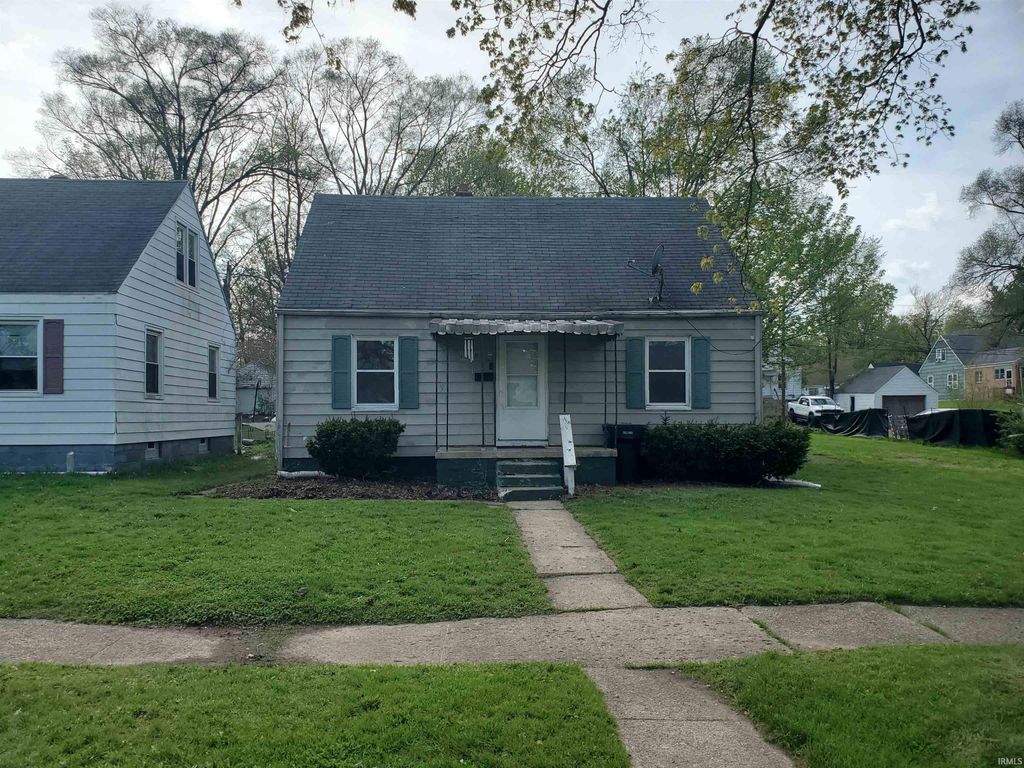 Photo of 1609 N Brookfield Street, South Bend, IN 46628 (MLS # 202614630)