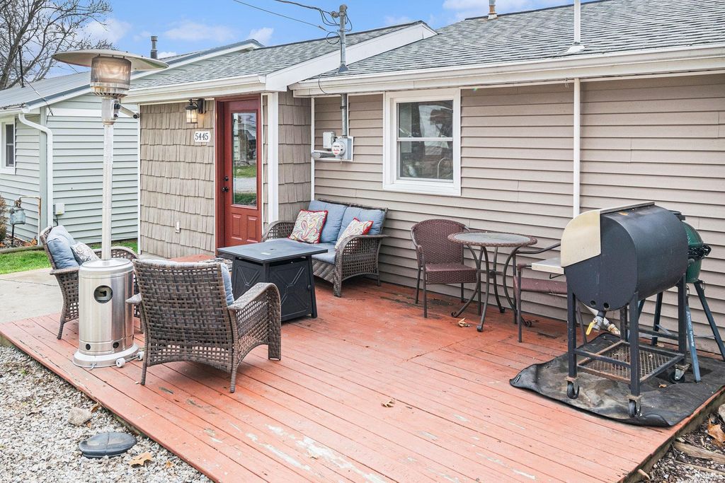 Photo of 5445 W Warren Street, Silver Lake, IN 46982 (MLS # 202547311)