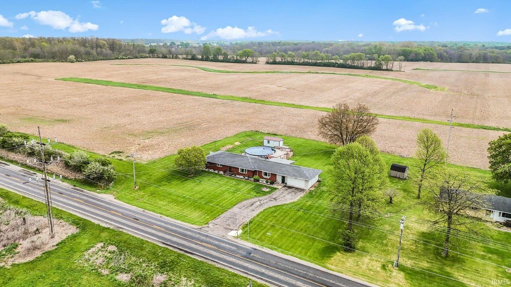 Photo of 1517 S State Road 115 Road, Wabash, IN 46992 (MLS # 202614999)