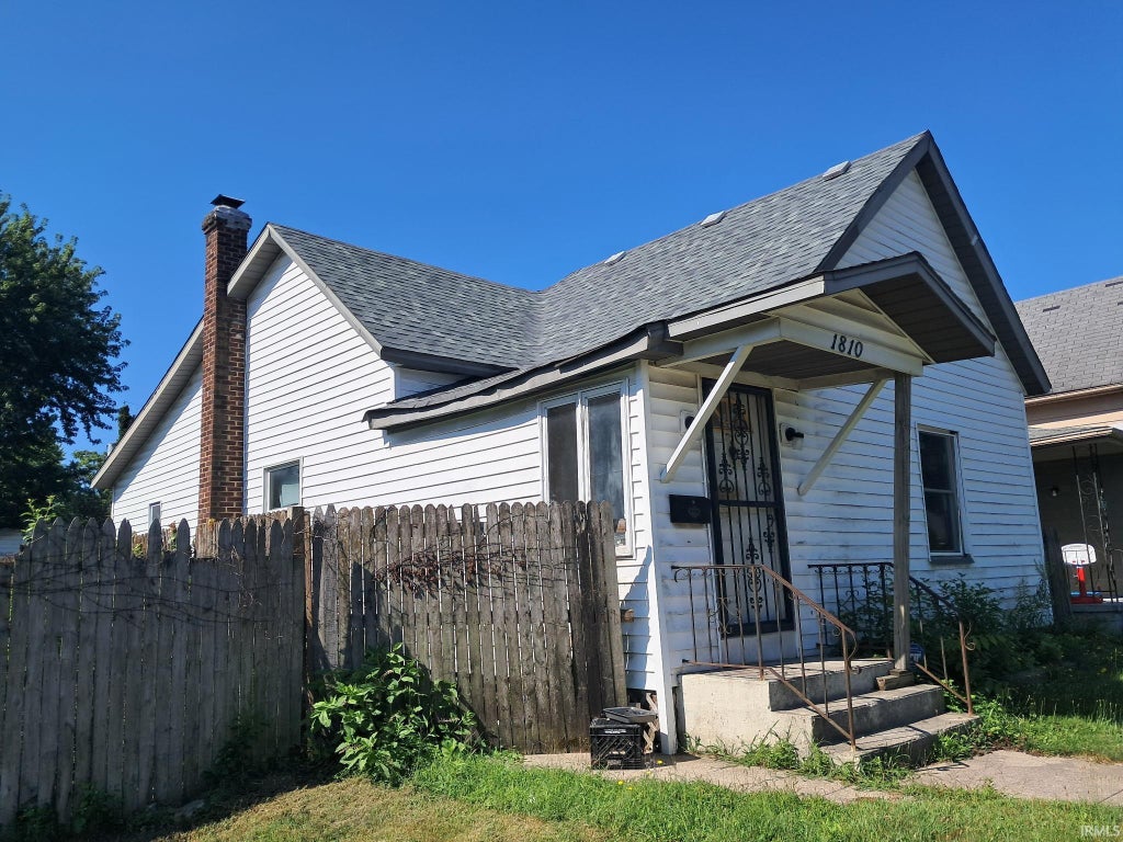 Photo of 1810 Werwinski Street, South Bend, IN 46628 (MLS # 202630234)