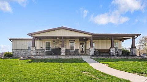 Photo of 11462 E Miller Lane Ln, Springville, IN 47462 (MLS # 202612942)