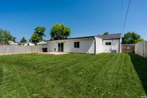 Tiny photo for 1701 Teal Road, Lafayette, IN 47909 (MLS # 202628469)