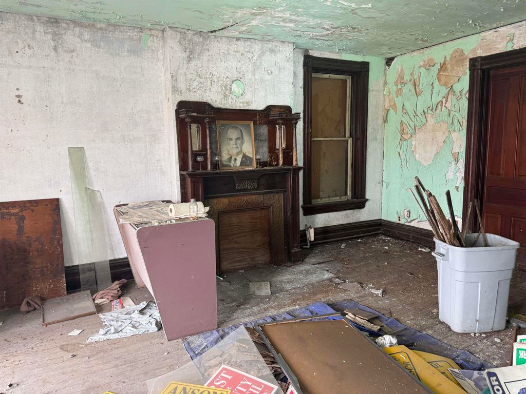 Photo of 20 N jefferson Street, Huntington, IN 46750 (MLS # 202539800)