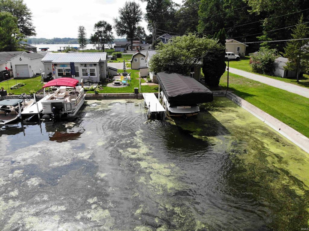 Photo of 2 EMS B1D Lane, Leesburg, IN 46538 (MLS # 202605395)