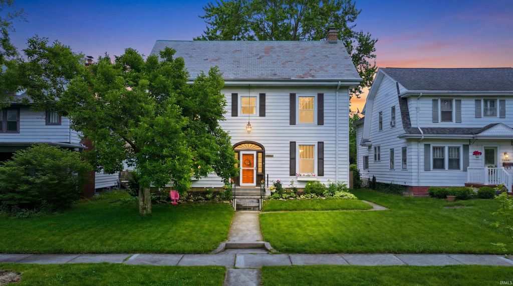 Photo of 2706 West Drive, Fort Wayne, IN 46805 (MLS # 202622854)