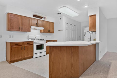 Tiny photo for 820 Walnut Ridge West RDG, Logansport, IN 46947 (MLS # 202626929)