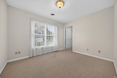Tiny photo for 820 Walnut Ridge West RDG, Logansport, IN 46947 (MLS # 202626929)