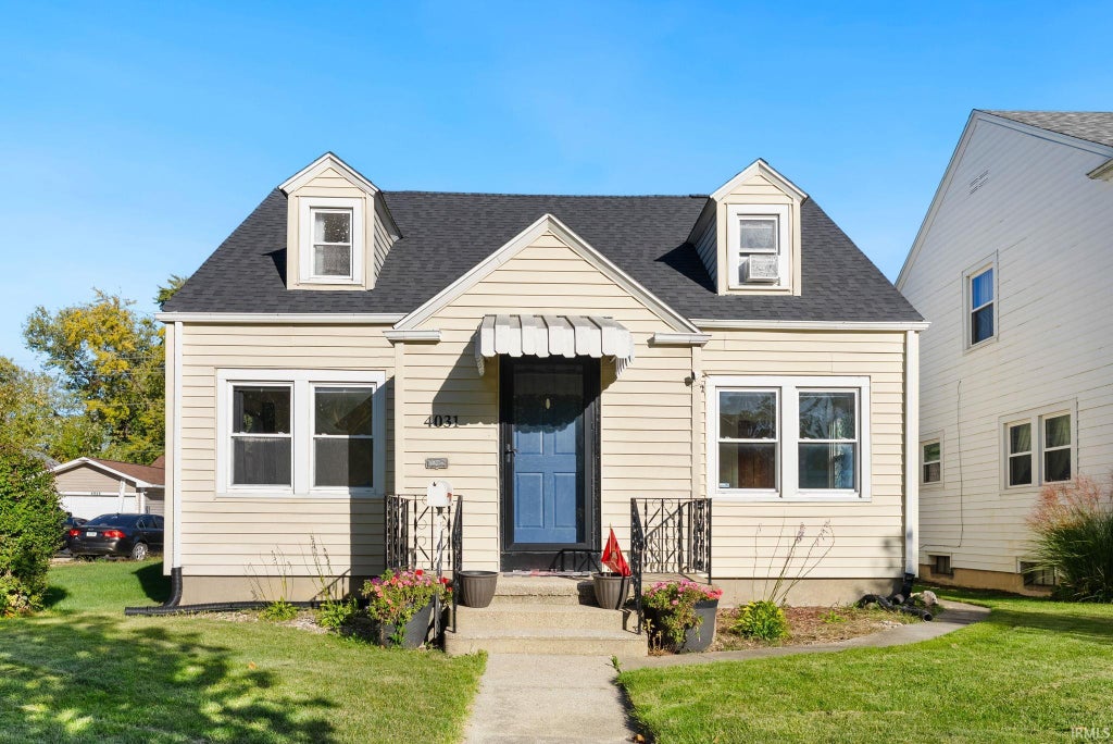 Photo of 4031 Fairfield Avenue, Fort Wayne, IN 46807 (MLS # 202642490)