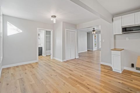 Tiny photo for 1441 E Monroe Street, Kokomo, IN 46901 (MLS # 202542724)