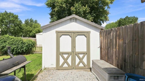 Tiny photo for 2120 Broadmoor Avenue, Fort Wayne, IN 46818 (MLS # 202635612)